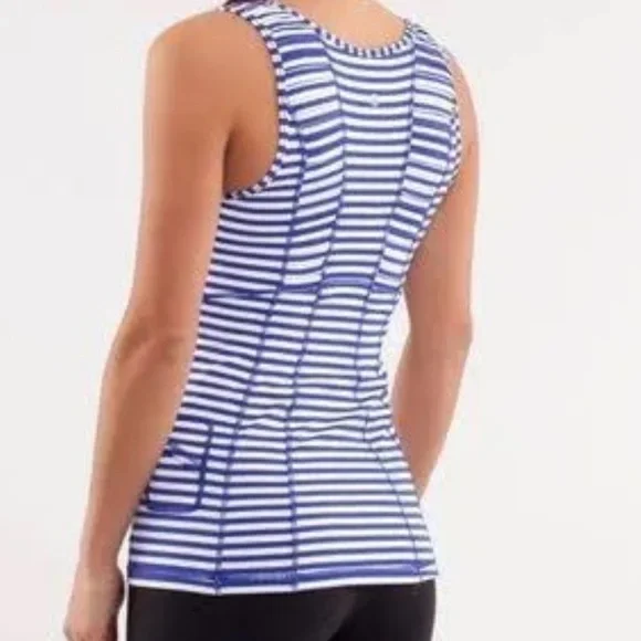 Lululemon stripped Tank Blue White - Picture 2 of 7
